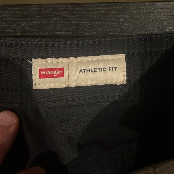 Wrangler athletic fit pants - Picture 2 of 2